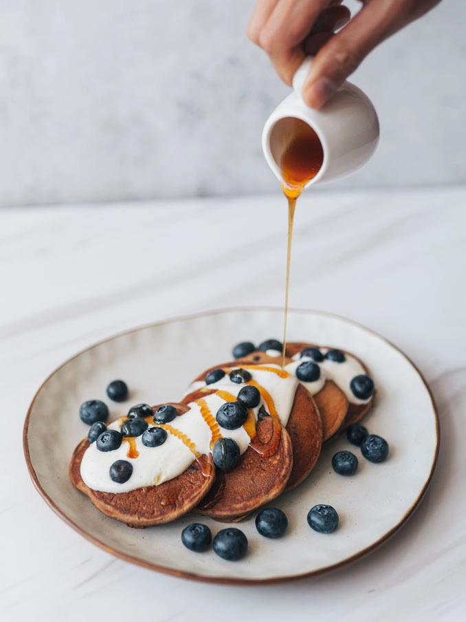 Banana Oatmeal Pancakes